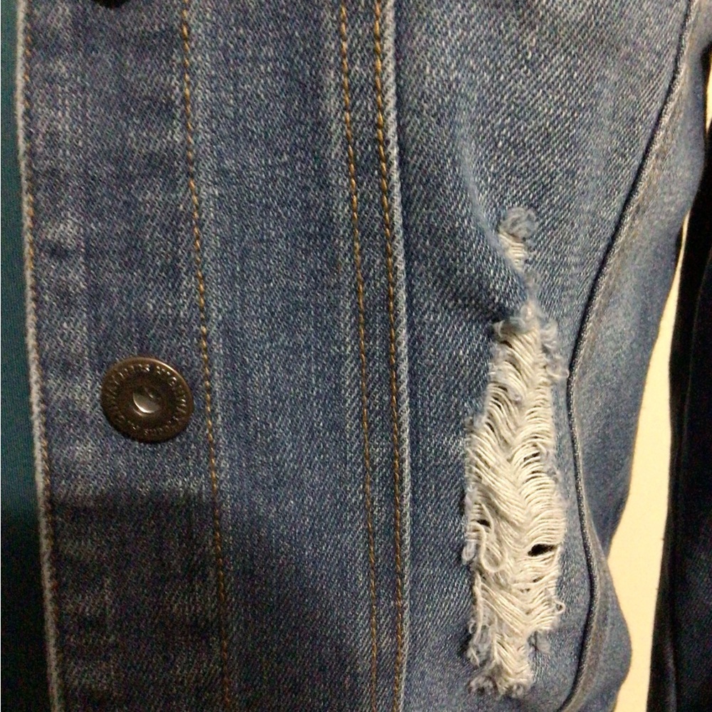 Sweet Distressed Denim jacket - Picture 5 of 6